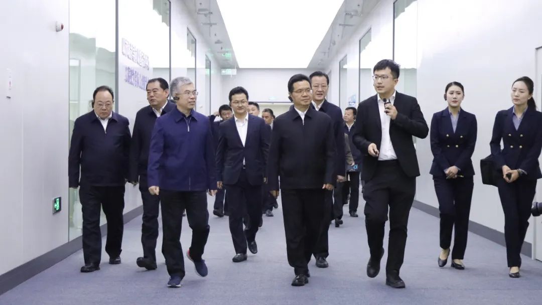 20240412785f4da0fb1742a6b7a091d5444c58c0